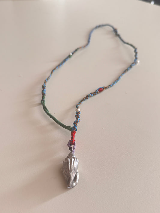 "Ocean Whisper: Handcrafted 925 Shell Pendant with Romantic Threads"